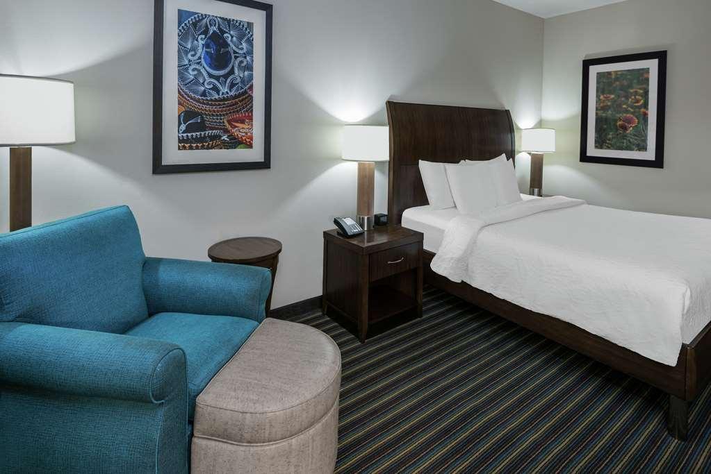 Hilton Garden Inn San Antonio/Rim Pass Drive Quarto foto